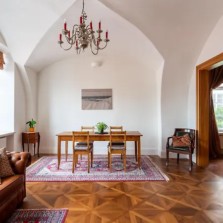 Beneath Castle Where Mozart Performed By Easybnb Premium *
