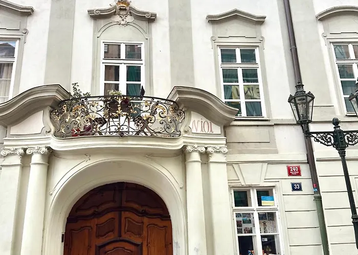 Beneath Castle Where Mozart Performed アパート プラハ