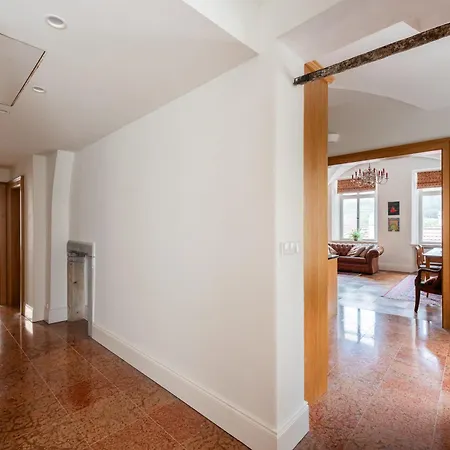Beneath Castle Where Mozart Performed By Easybnb Premium Apartment Prag